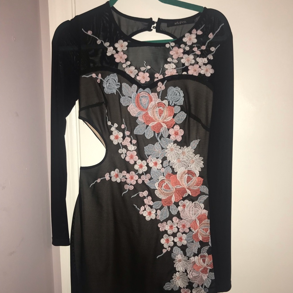 Ark & Co Embroidered Black Dress, NWT!